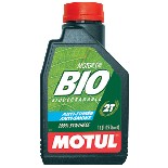 Pln syntetick biologicky odbourateln olej uren pro dvoutaktn motocykly s oddlenm i spolenm maznm, pro zvodn ely.